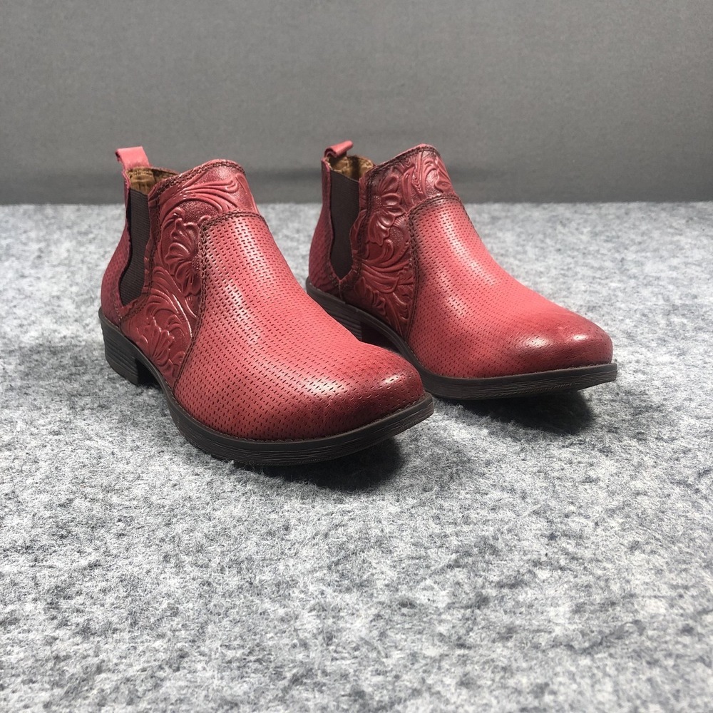 Comfortiva Chelsea Ankle Boots Womens 6.5 M Red Leather Floral Embossed Pull‎ On